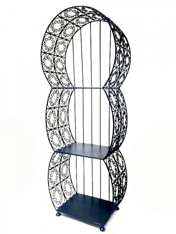 Étagère en fer forg&eacute box